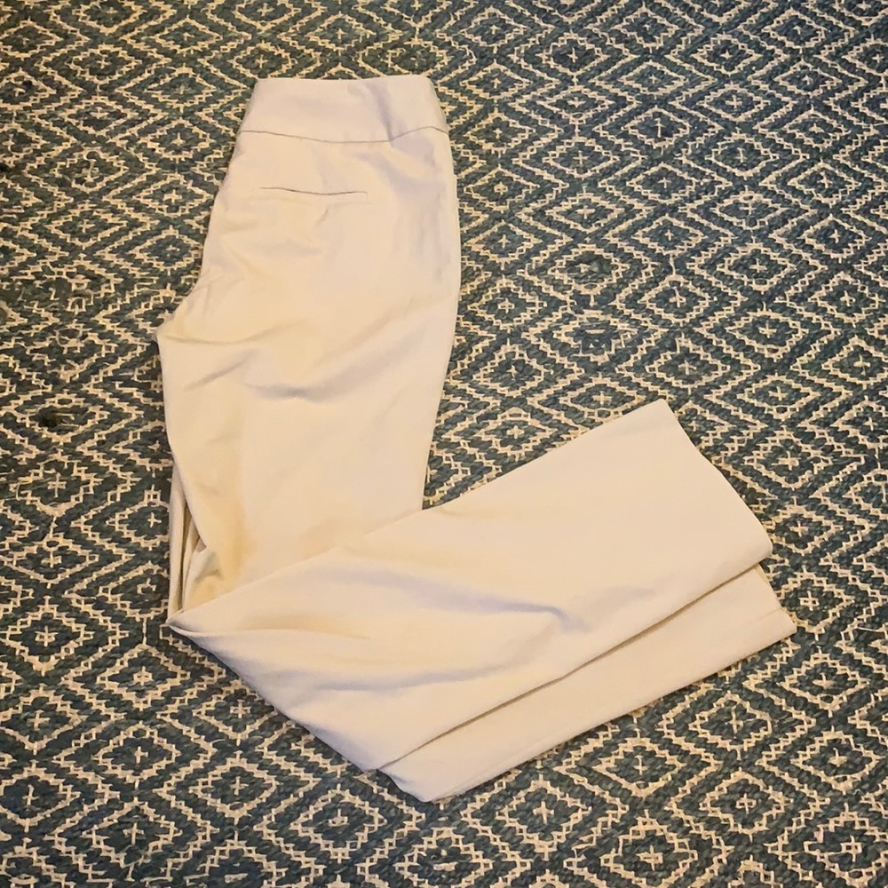 White House Black Market Legacy Modern Boot 4R - Picture 1 of 8